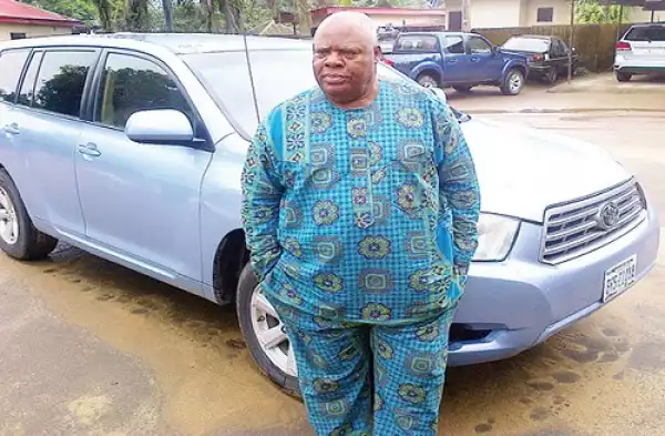 Photo: Retired Colonel Arrested For Fraudulently Buying A 2008 Highlander